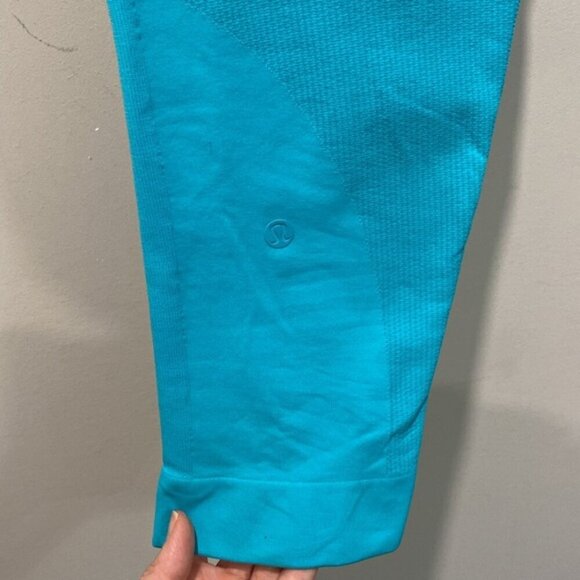 Lululemon Zone In Crop Leggings Tight Compression Shaping High Rise Size 12 - Picture 9 of 13